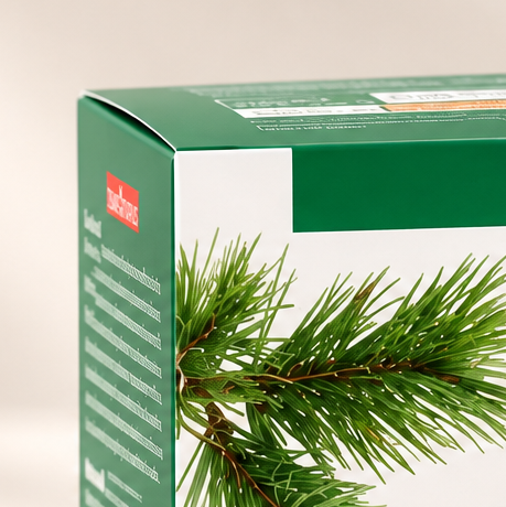 Dettaglio di un astuccio verde della linea Tisane Naturplus